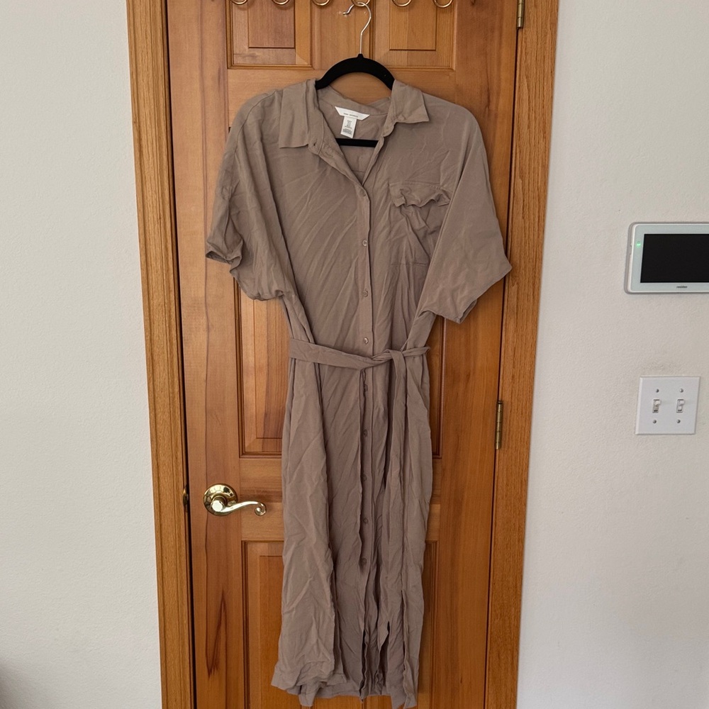 H&M Mama Tan Button-Up Midi Maternity Dress